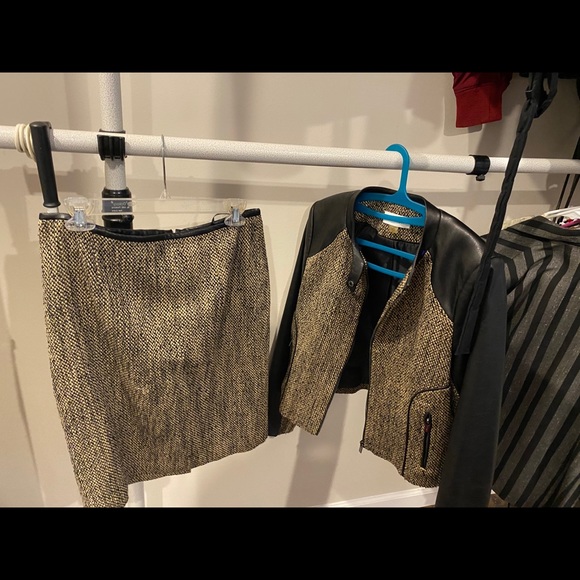 Calvin Klein - Picture 6 of 7